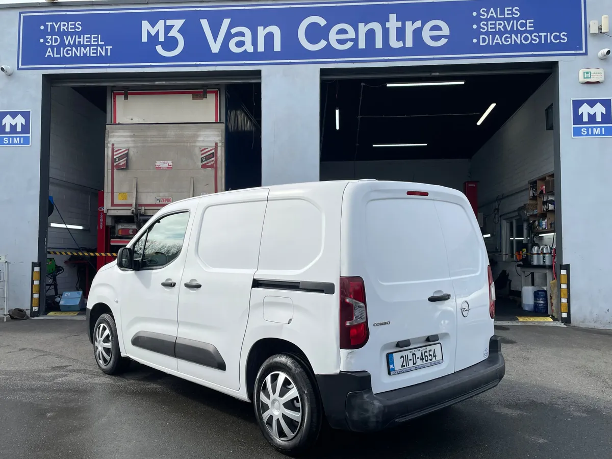 2021 OPEL COMBO 1.5 DIESEL - Image 4