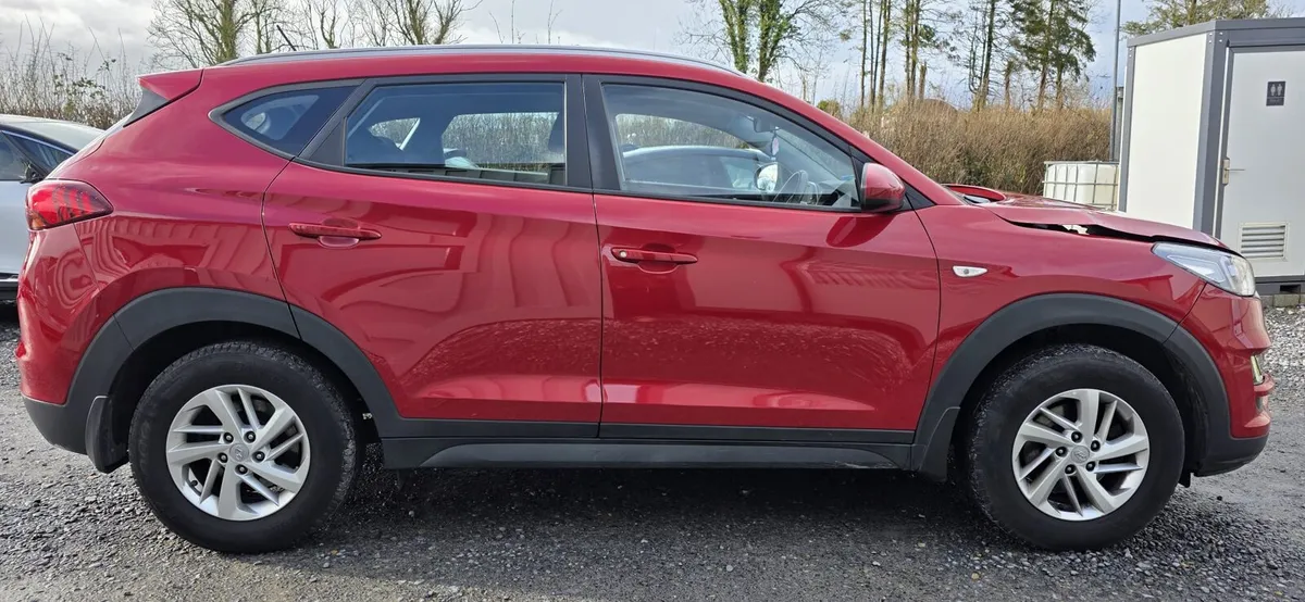 192 HYUNDAI TUCSON DIESEL - Image 4