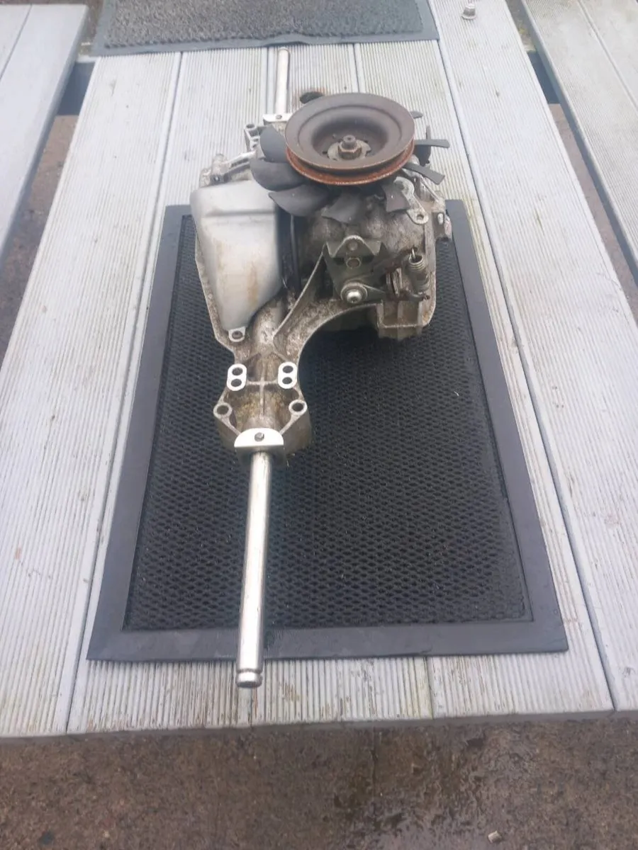 Castlegarden/Mountfield hydrostatic transmission - Image 4