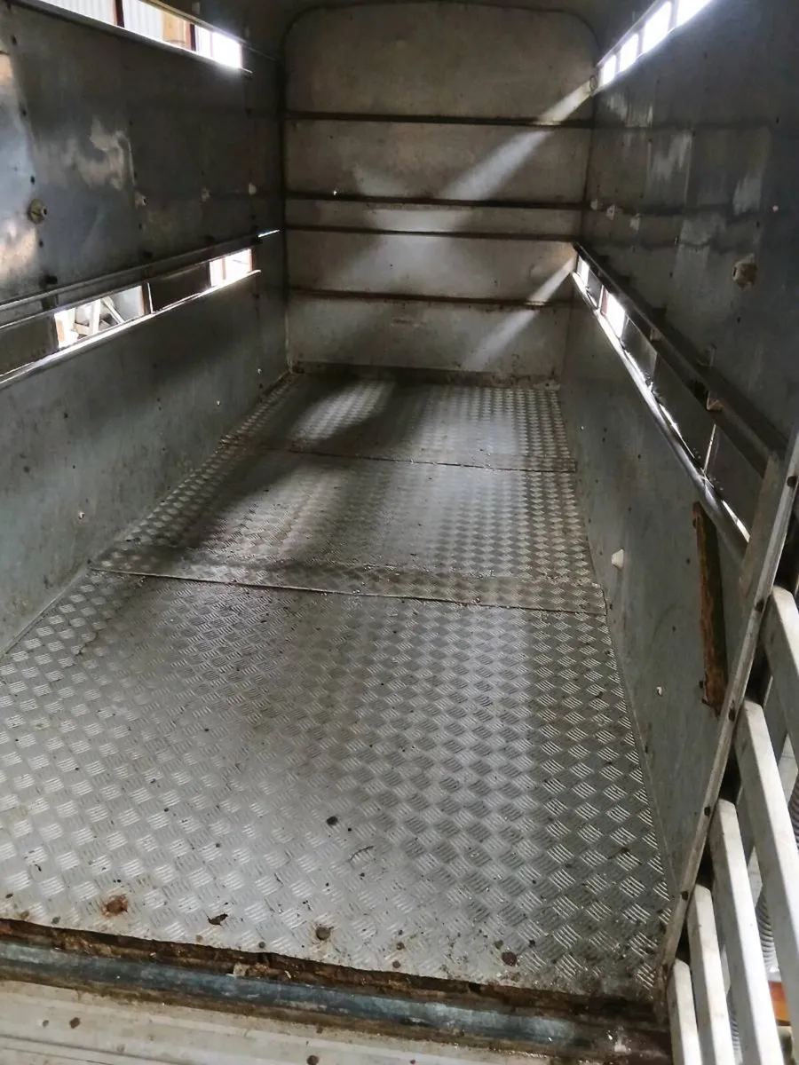 Ifor  williams12by5 cattle  trailer cal 0868782672 - Image 3