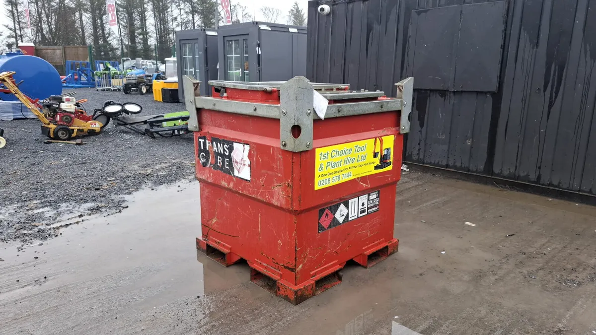 Conquip 910L Fuel Bowser - Image 1