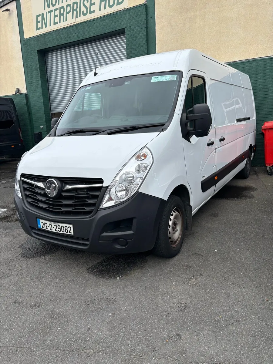 Vauxhall Movano - Image 2