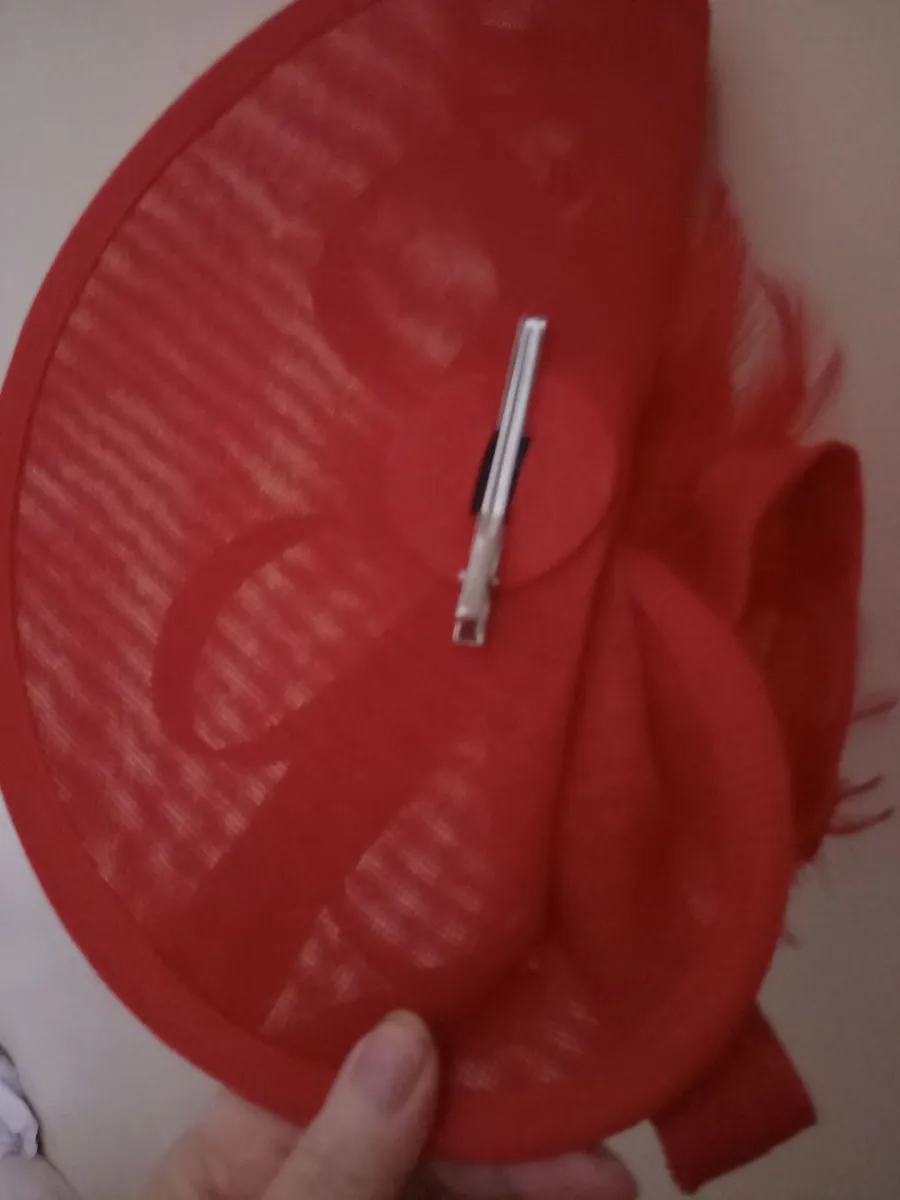 Fascinator - Image 2