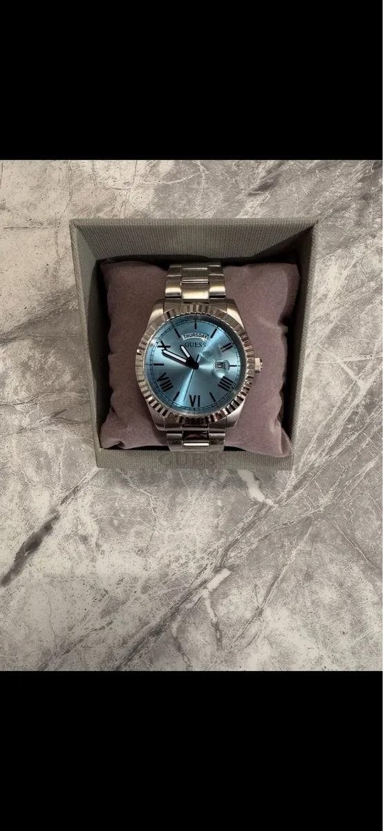 Guess Connoisseur Daydate - Image 2