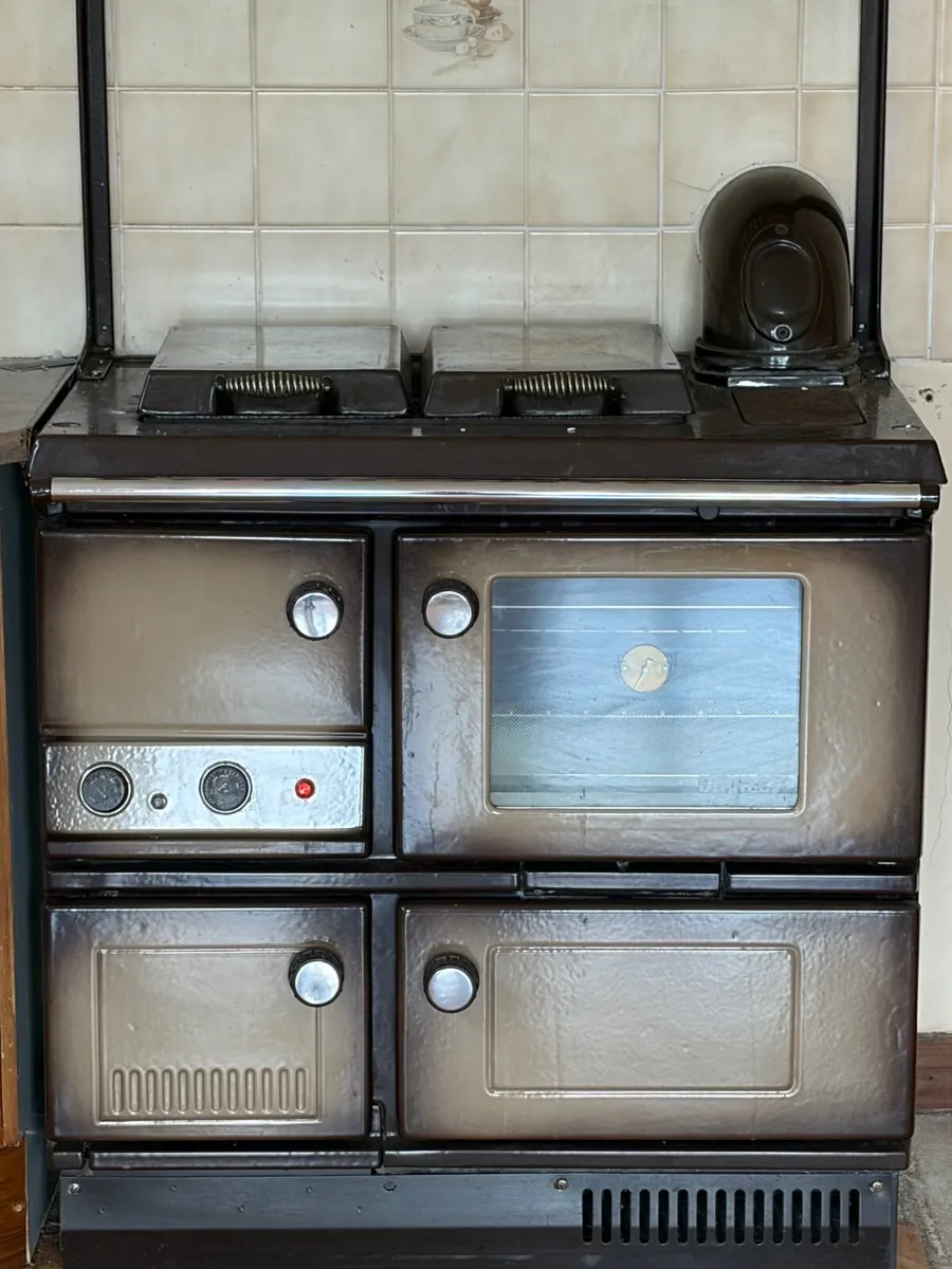 Stanley superstar oil range - Image 1