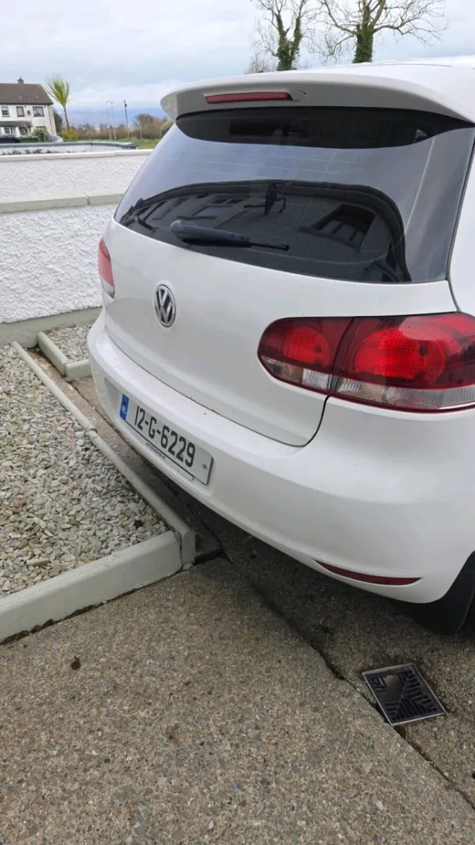 Volkswagon golf 1.6 2012 - Image 3