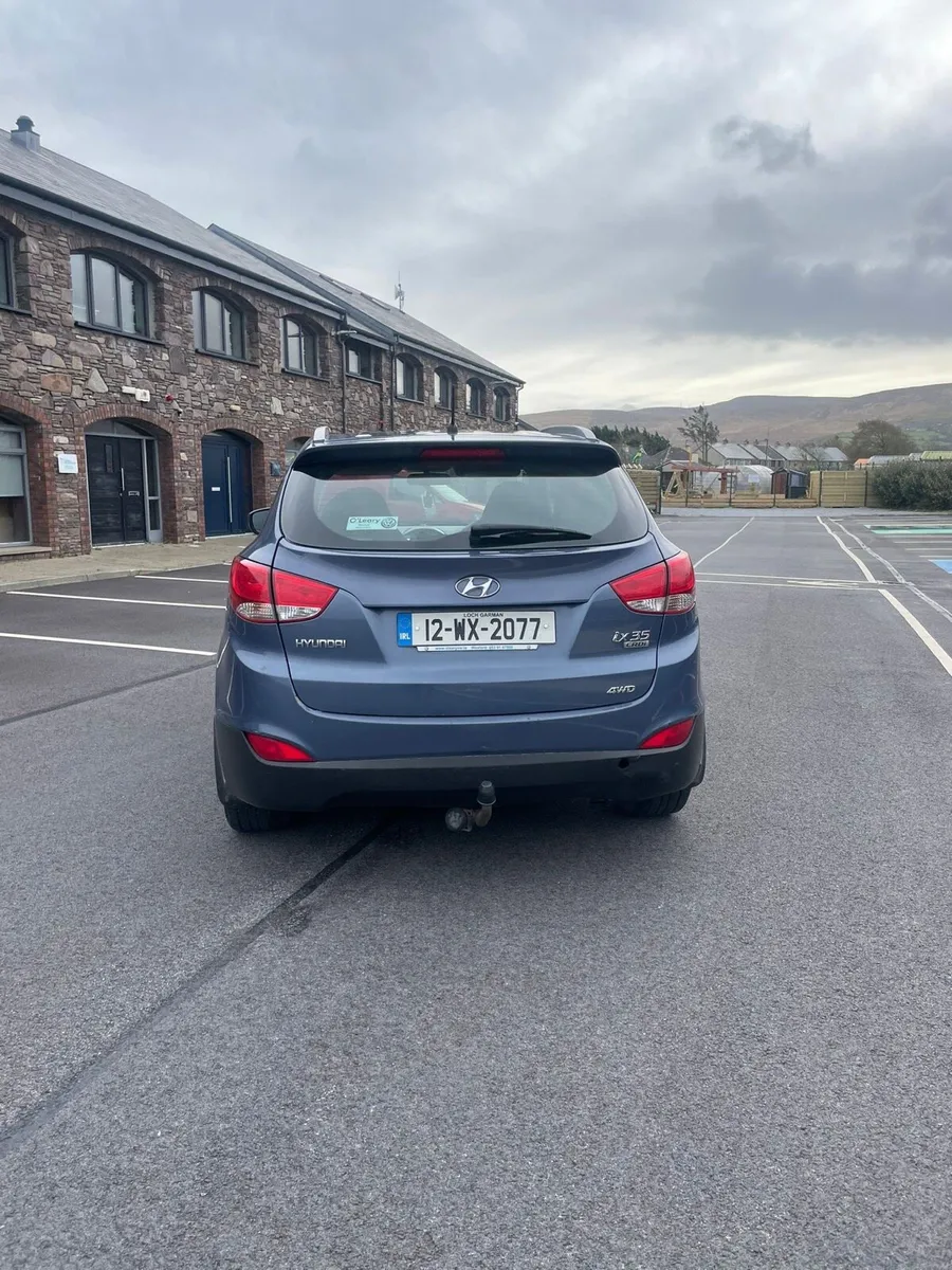 2012 ix35 4x4 2.0 LTR diesel commercial - Image 4