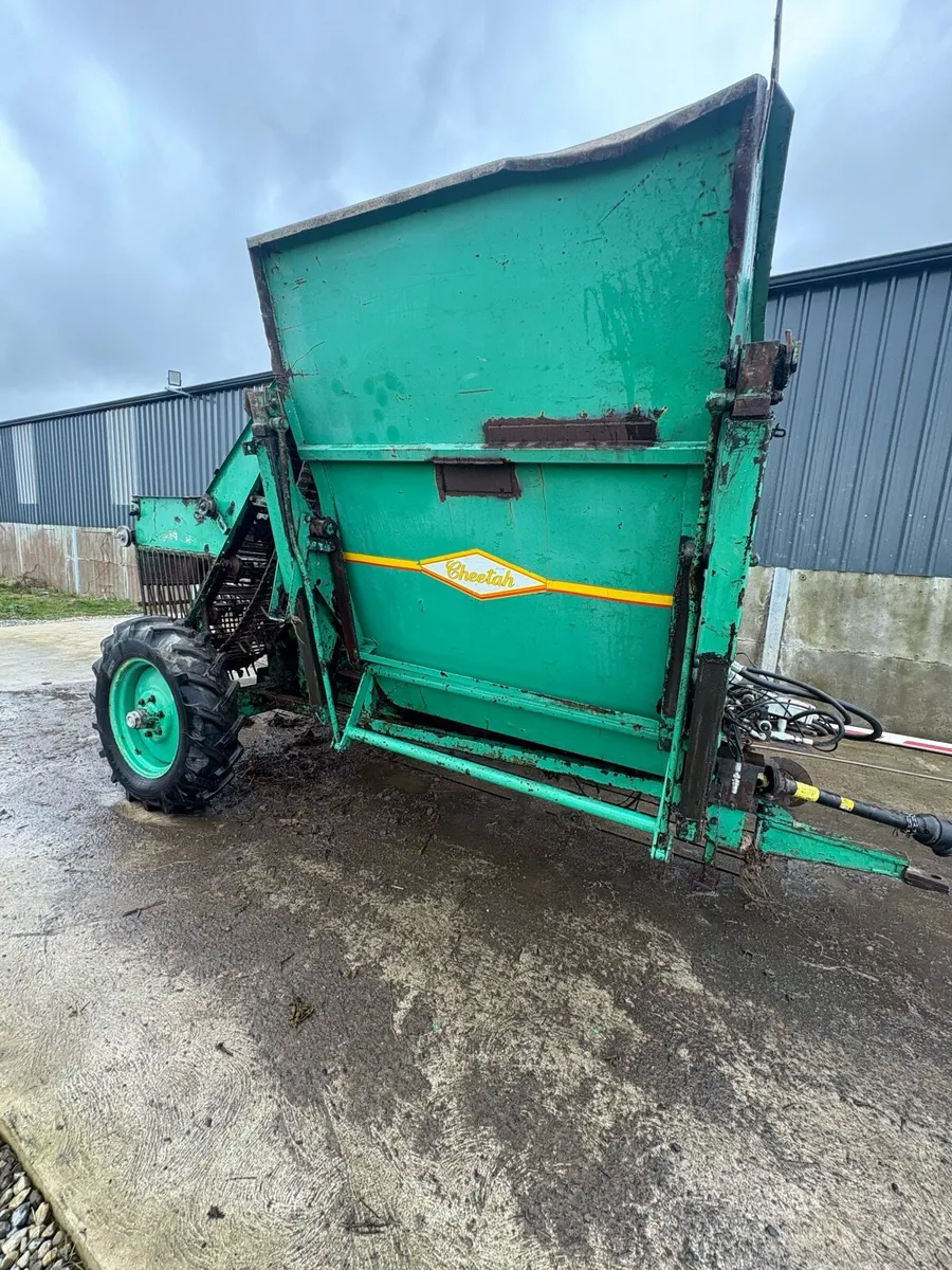 Beet harvester - Image 4