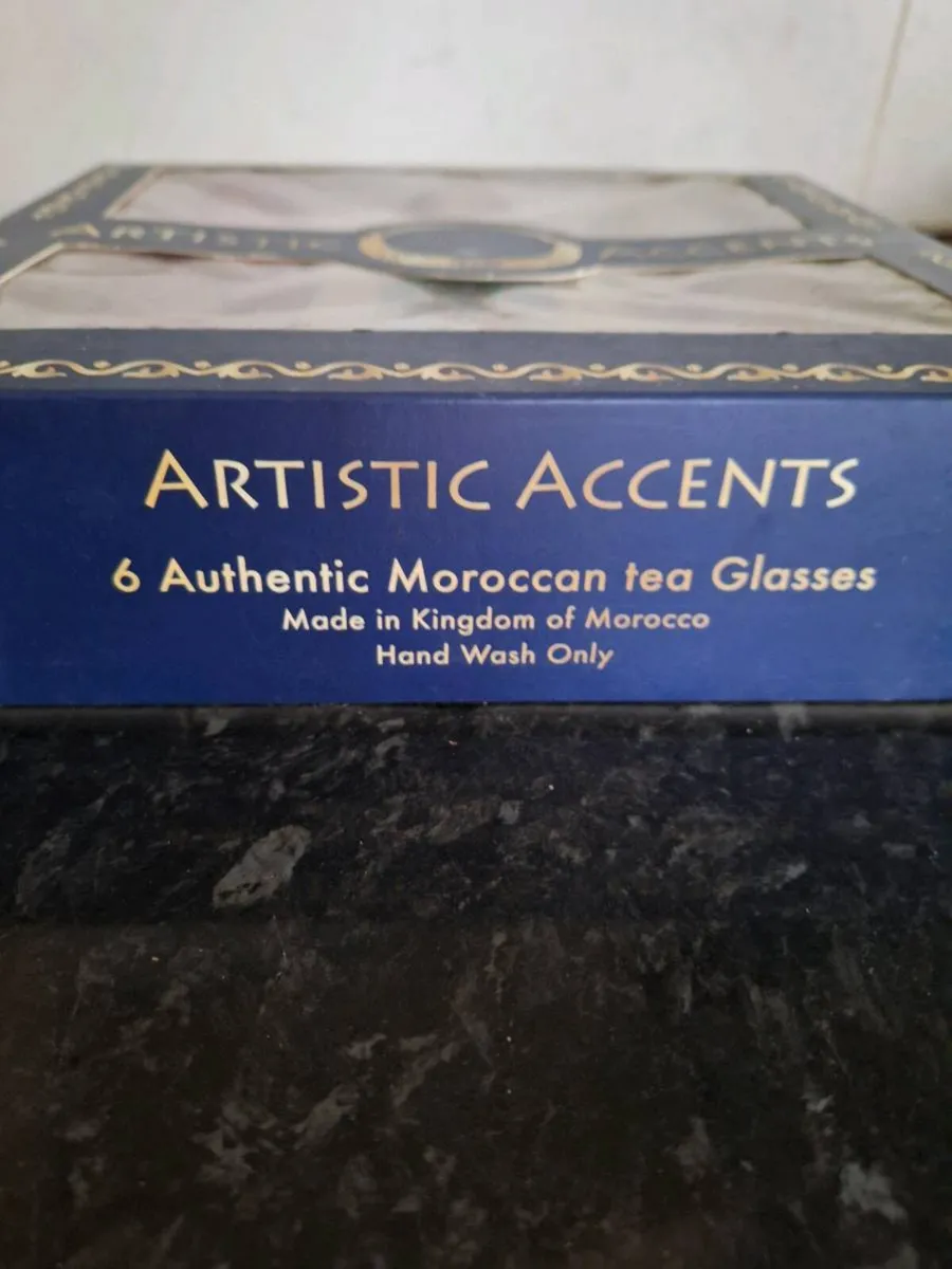 Set of six Moroccan tea glasses - Image 3