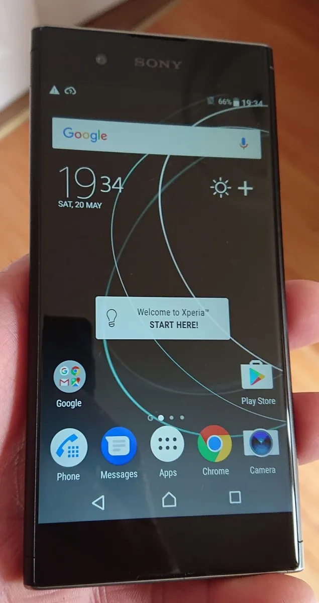 Sony  xperia G3421 - Image 2