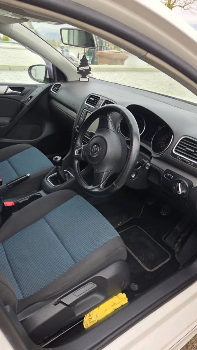 Volkswagon golf 1.6 2012 - Image 4