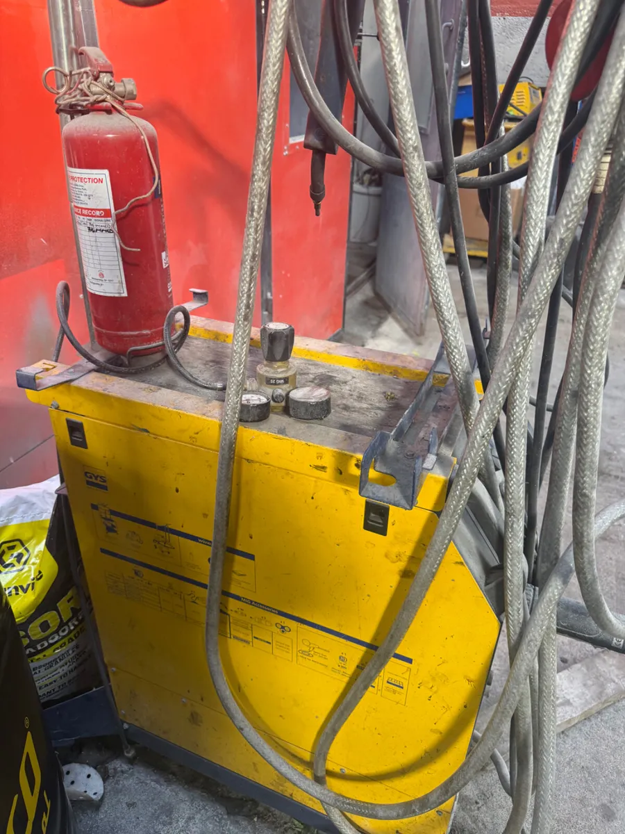 T3GYS MIG welder - Image 1