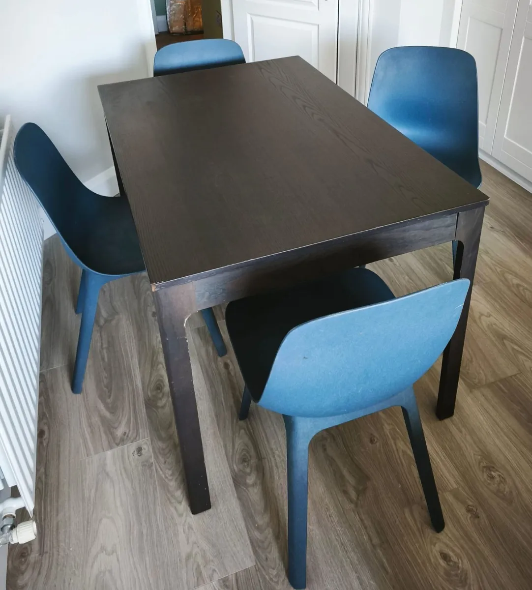 Dining table and chairs - Image 2