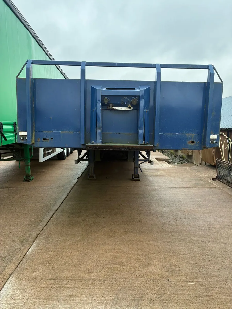 Montracon 45ft Step Frame Trailer - Image 4