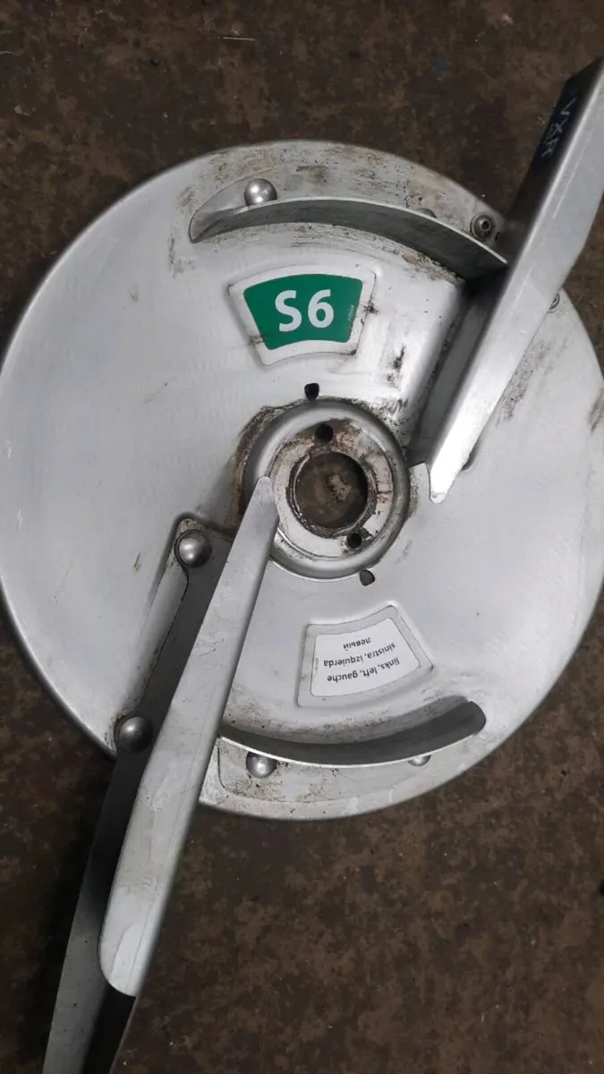 Kuhn S 6 disks - Image 1