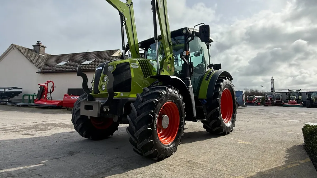 Claas Arion 410 - Image 2