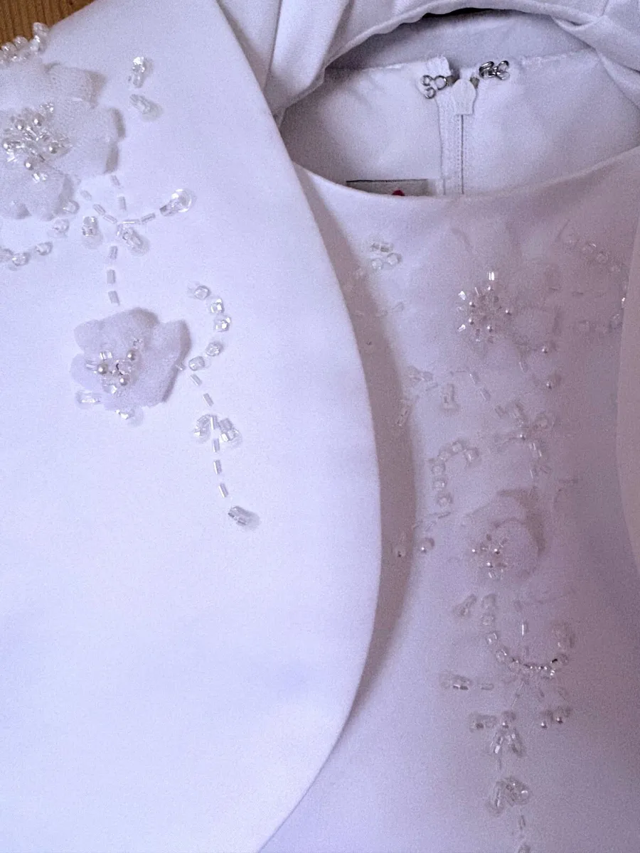 Communion Dress with little jacket and headpiece - Image 2