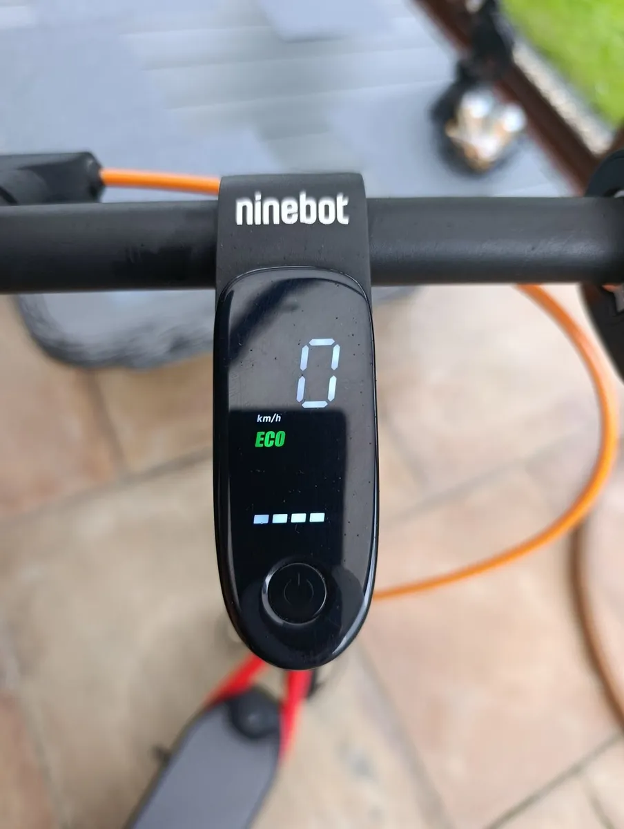 Electric scooter - Image 3