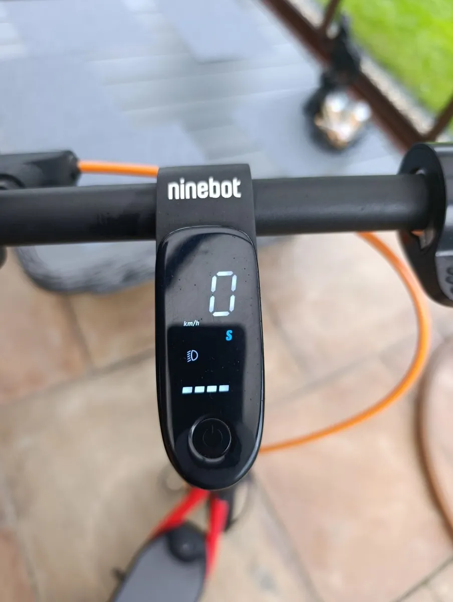 Electric scooter - Image 4