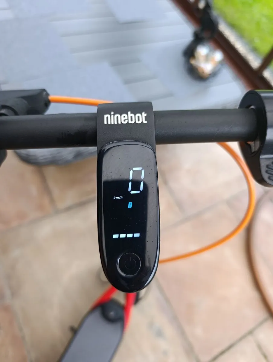 Electric scooter - Image 2