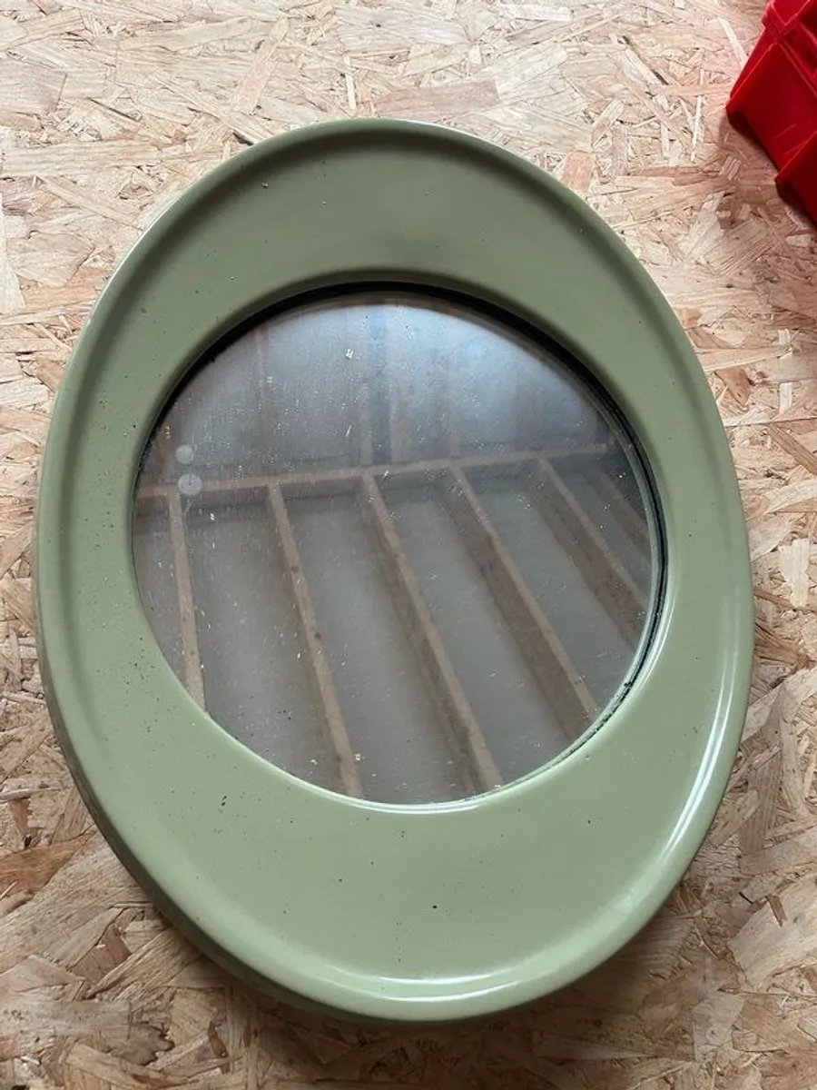 Green vintage retro mirror - Image 1