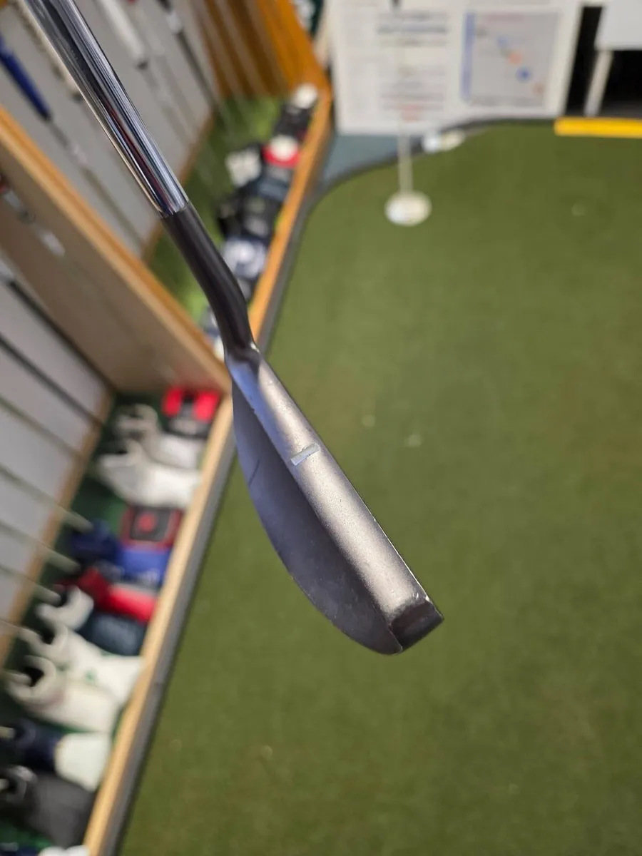 Wilson Staff 8882 Putter - Image 3