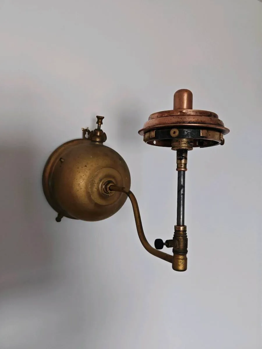 Tilley lamp - Image 1
