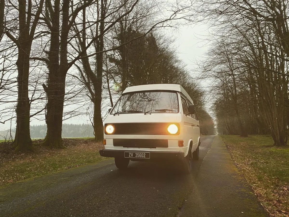 VW T3 Caravelle Campervan - Image 1