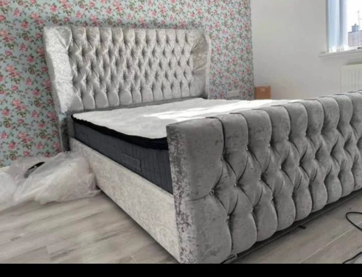 Brand new wingback beds ,
All in stock - Image 4