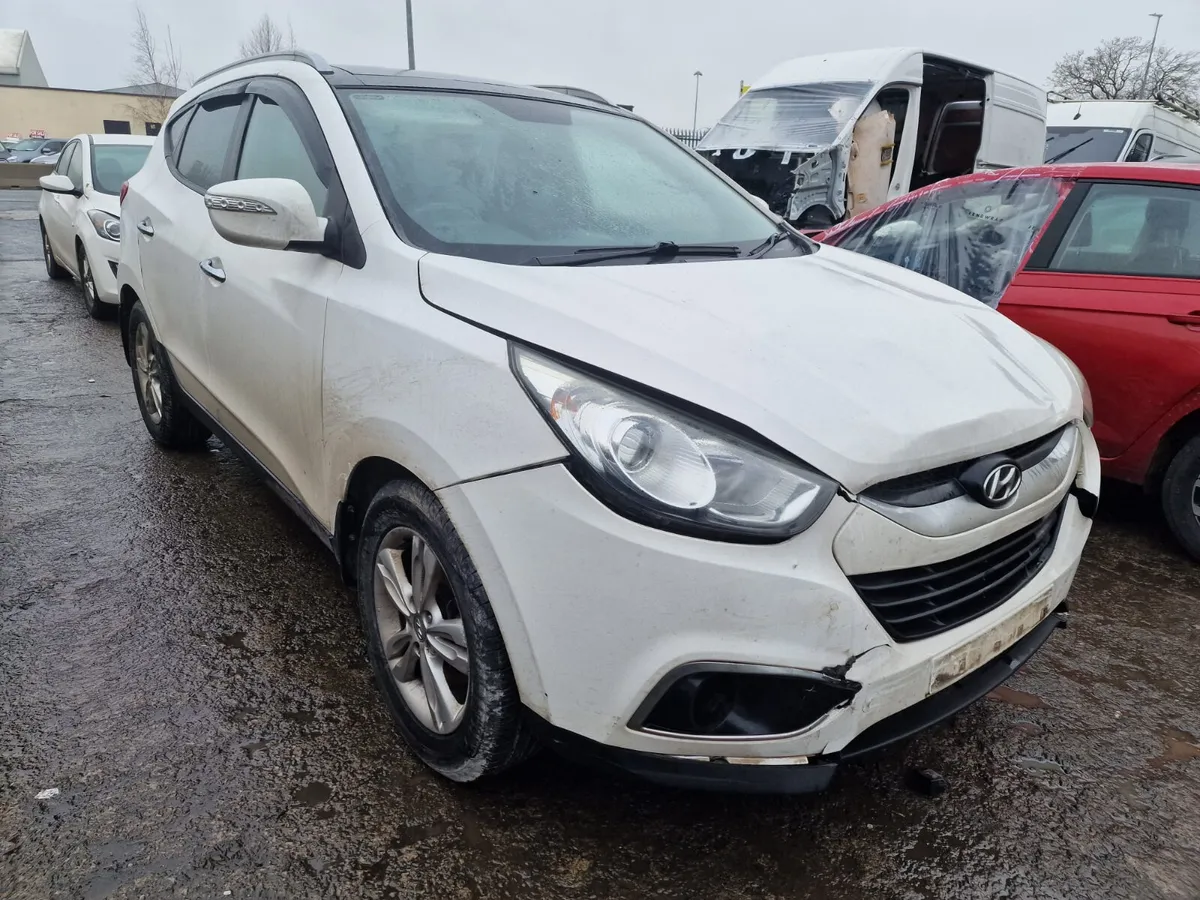 12 HYUNDAI IX35  1.7 CRDI (D4FDC) FOR BREAKING - Image 1