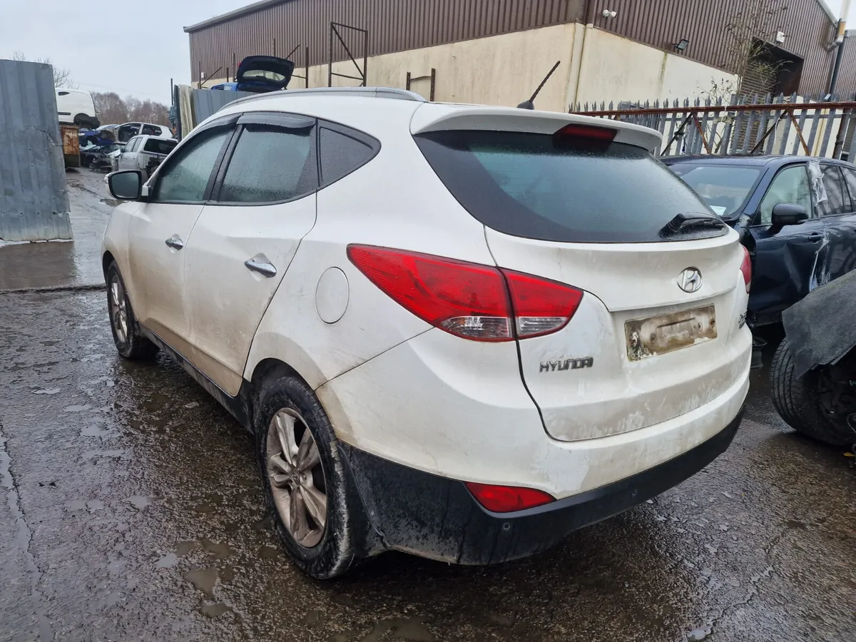 12 HYUNDAI IX35  1.7 CRDI (D4FDC) FOR BREAKING - Image 4