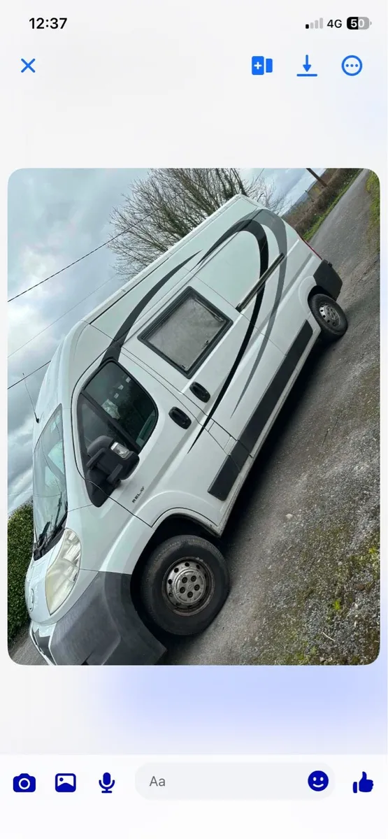 Camper van - Image 2