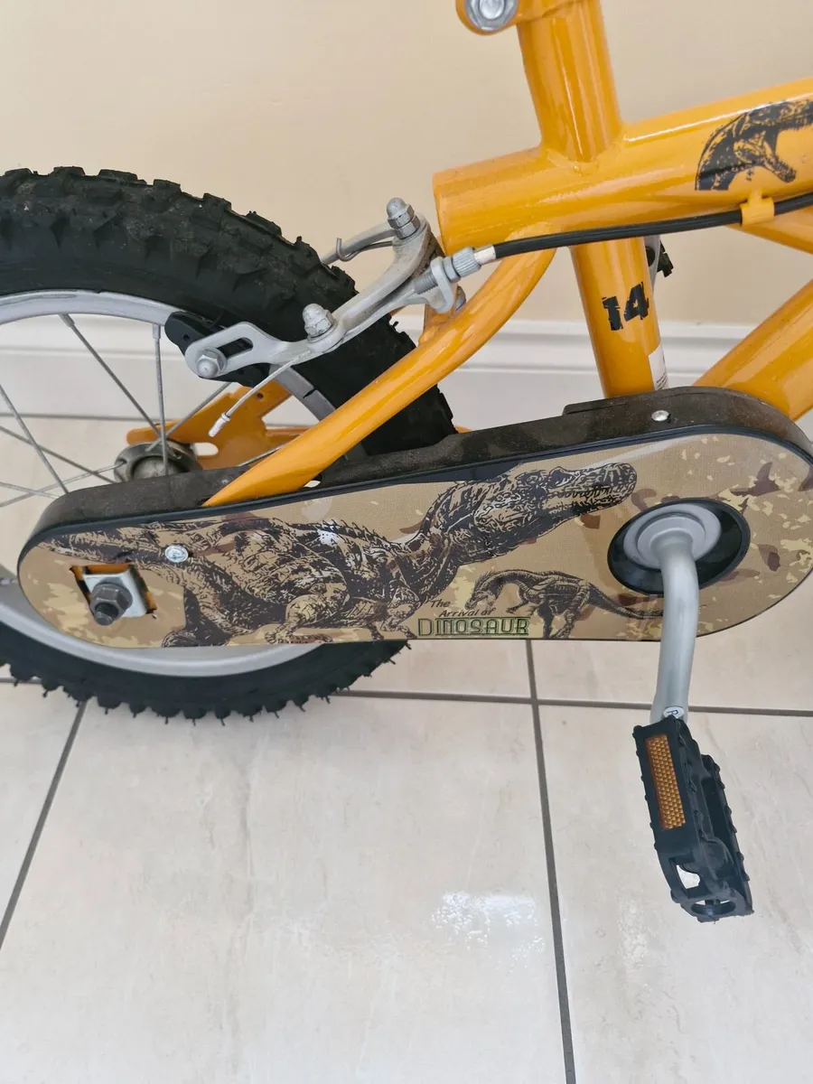 Kids 14 inch bike - Image 3