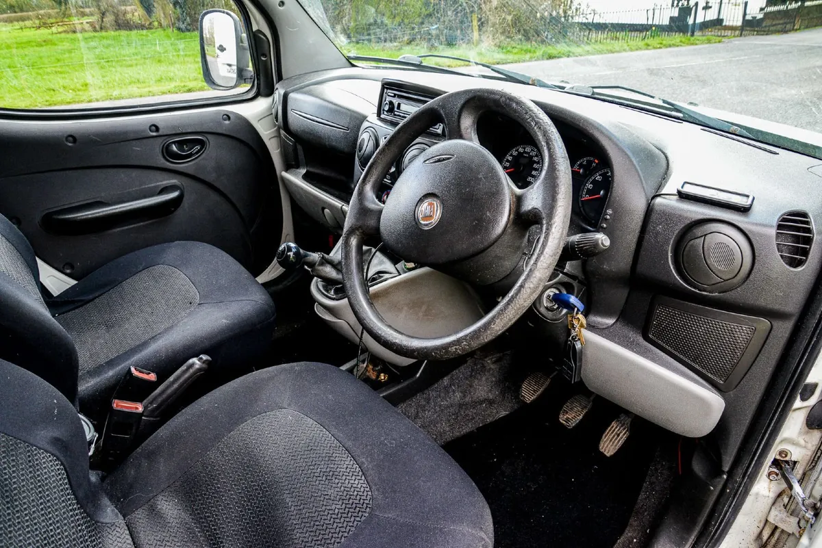 Converted mini camper van. - Image 4