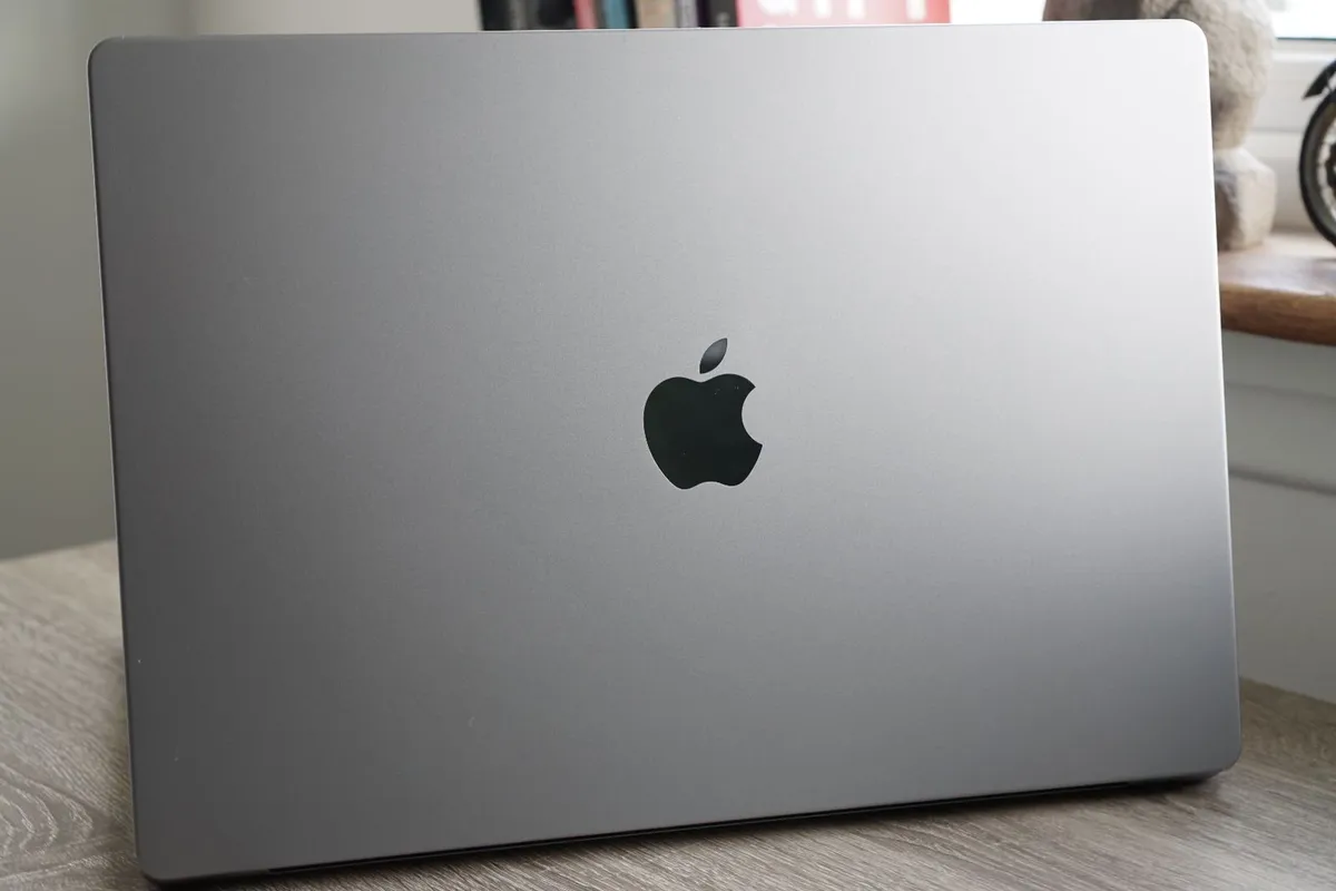 Macbook Pro 16" 2021  | M1 Pro | 32GB | 512GB - Image 3