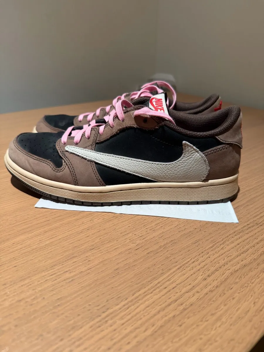 Nike Travis Scott Mocha - Image 1