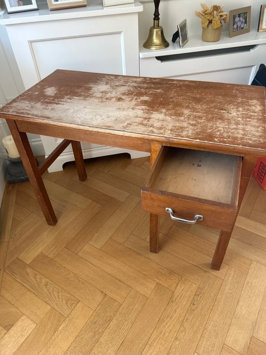 Vintage desk - Image 3