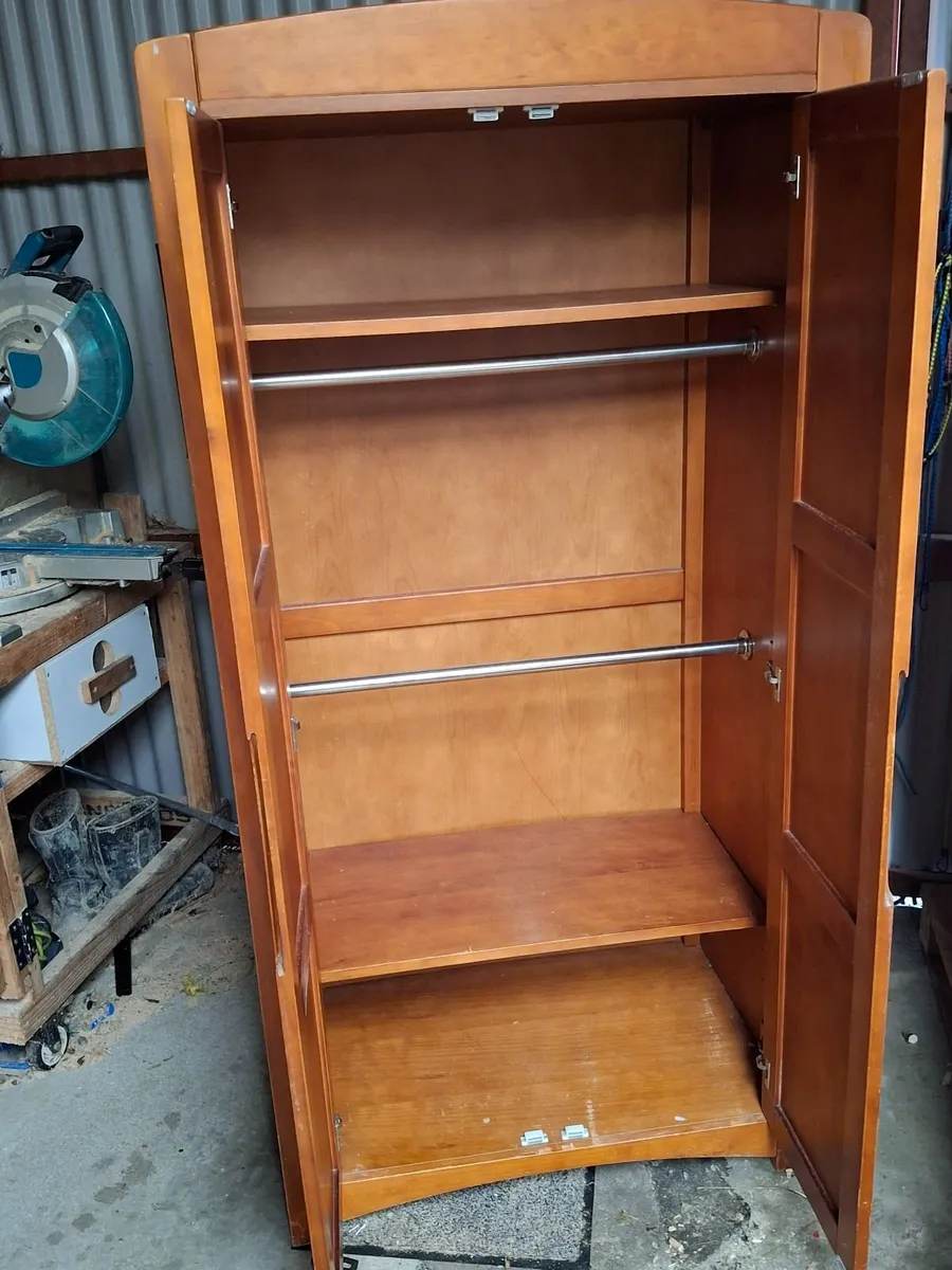 Kids Wardrobe - Image 2