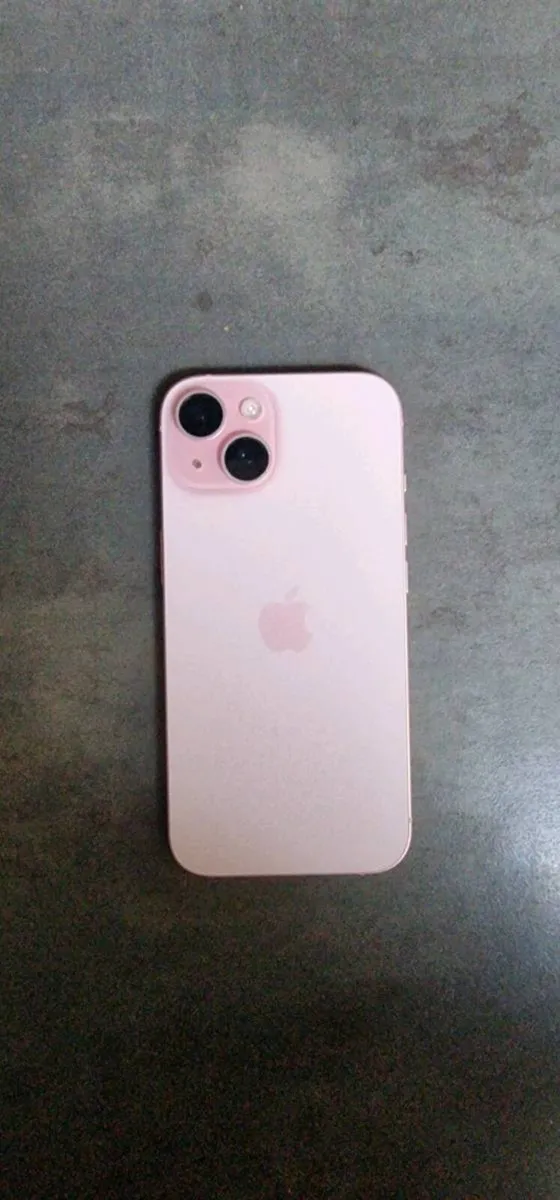 I phone 15 pink - Image 1