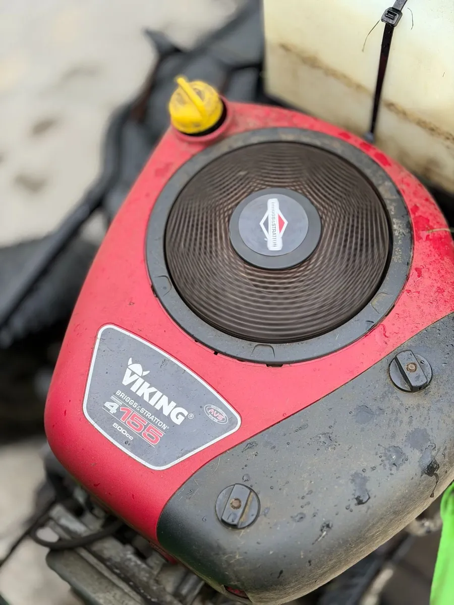 Viking RideOn Lawnmower - Image 3