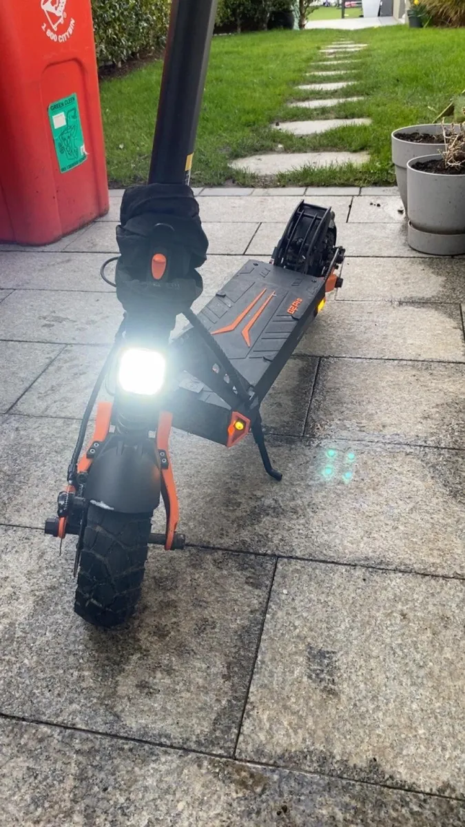 Electric scooters - Image 1