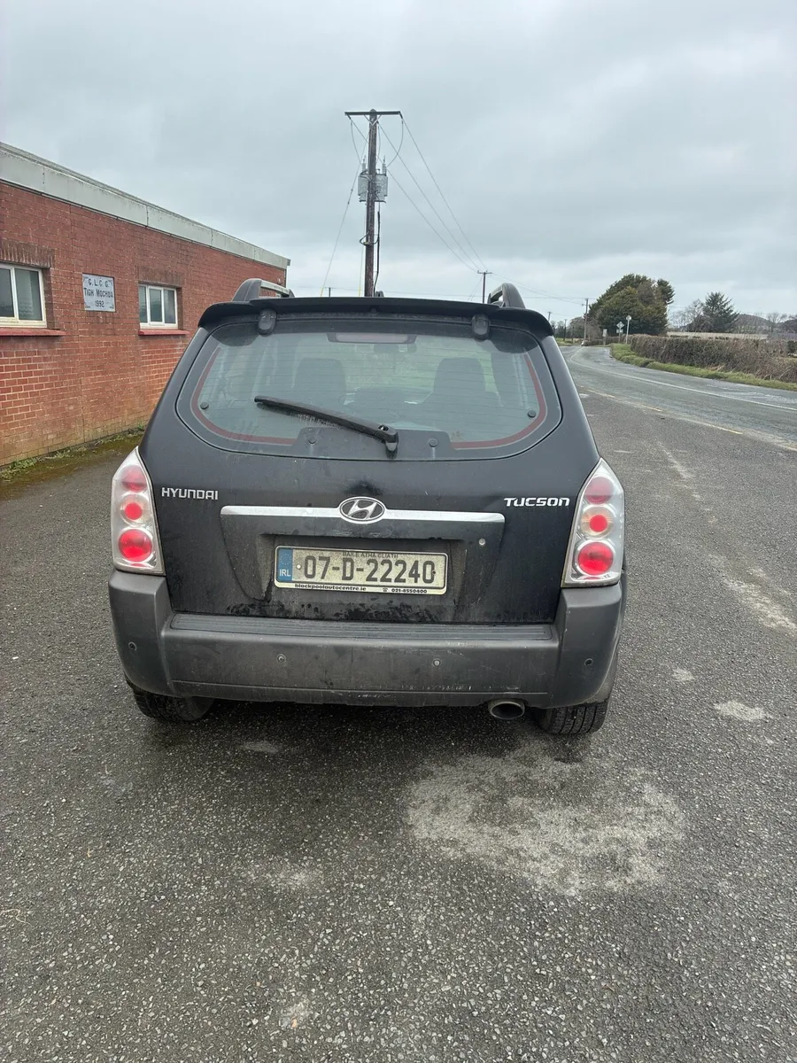Hyundai tuscon 2007 - Image 3