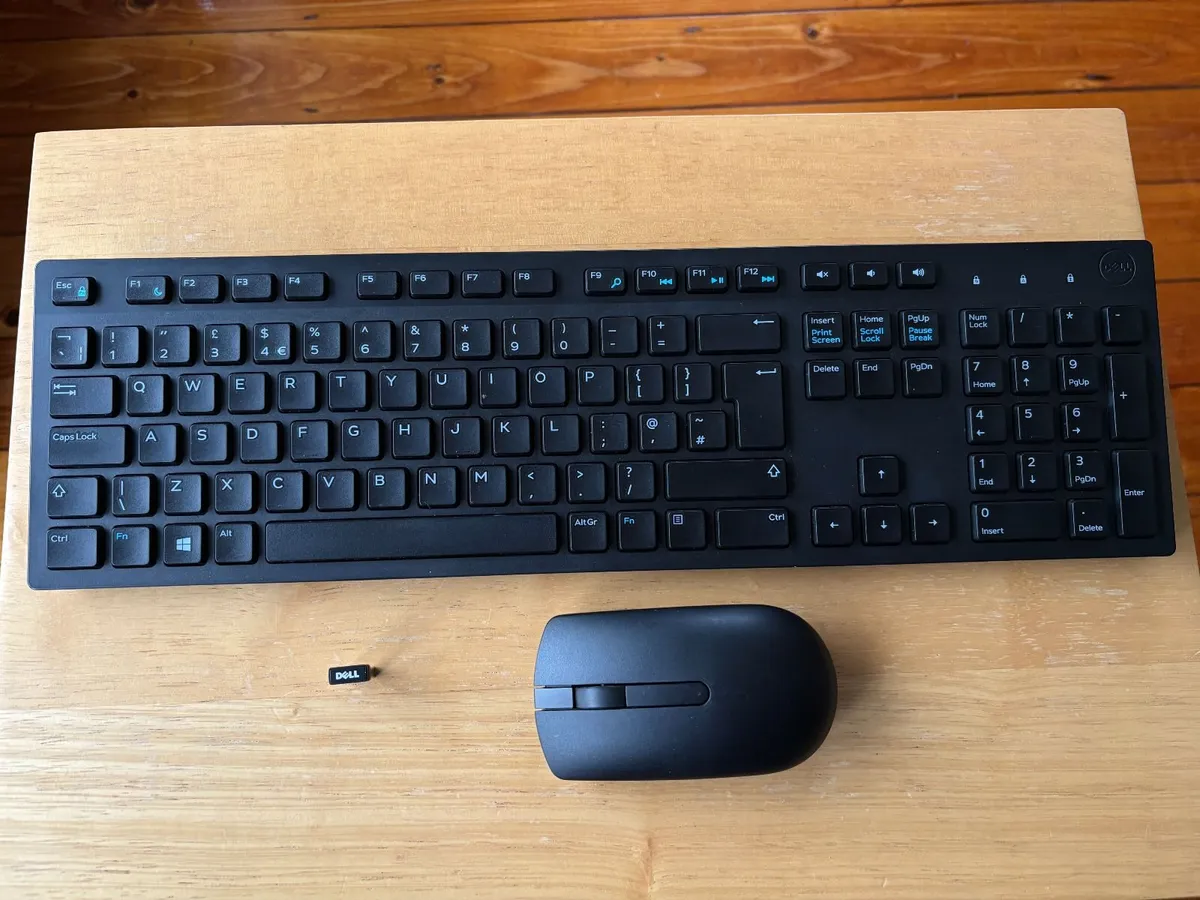 Wireless Keyboard & Mouse - Image 1