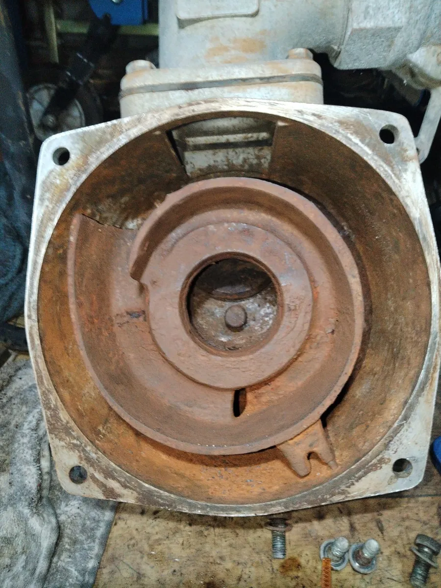 Water pump - Image 3