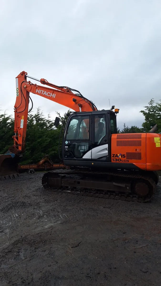 Hitachi 130-5 - Image 1