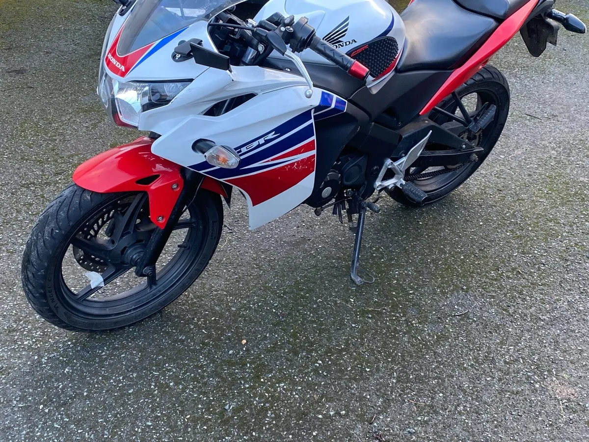 HONDA CBR 125R - Image 2