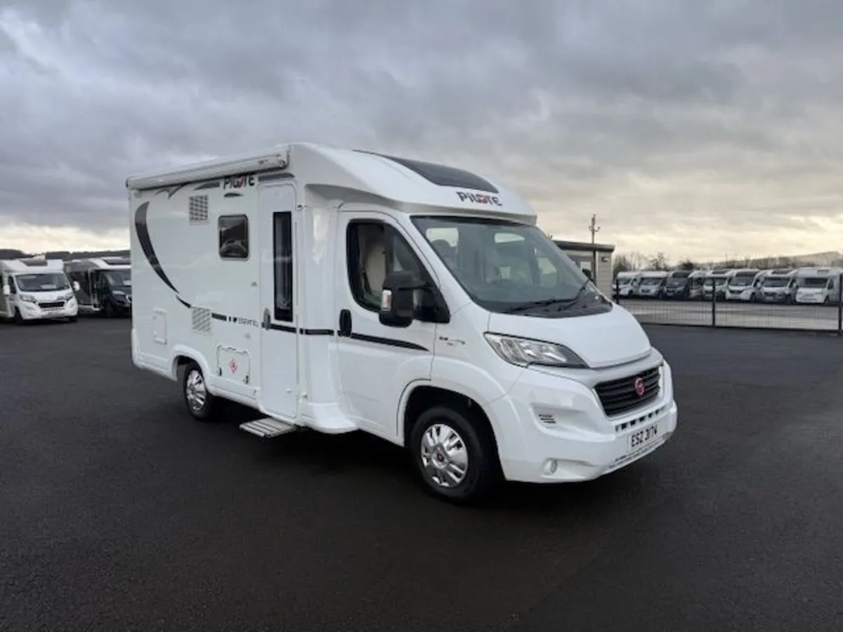 VAT QUALIFYING 2020 PILOTE ESSENTIEL P600 2 BERTH - Image 3