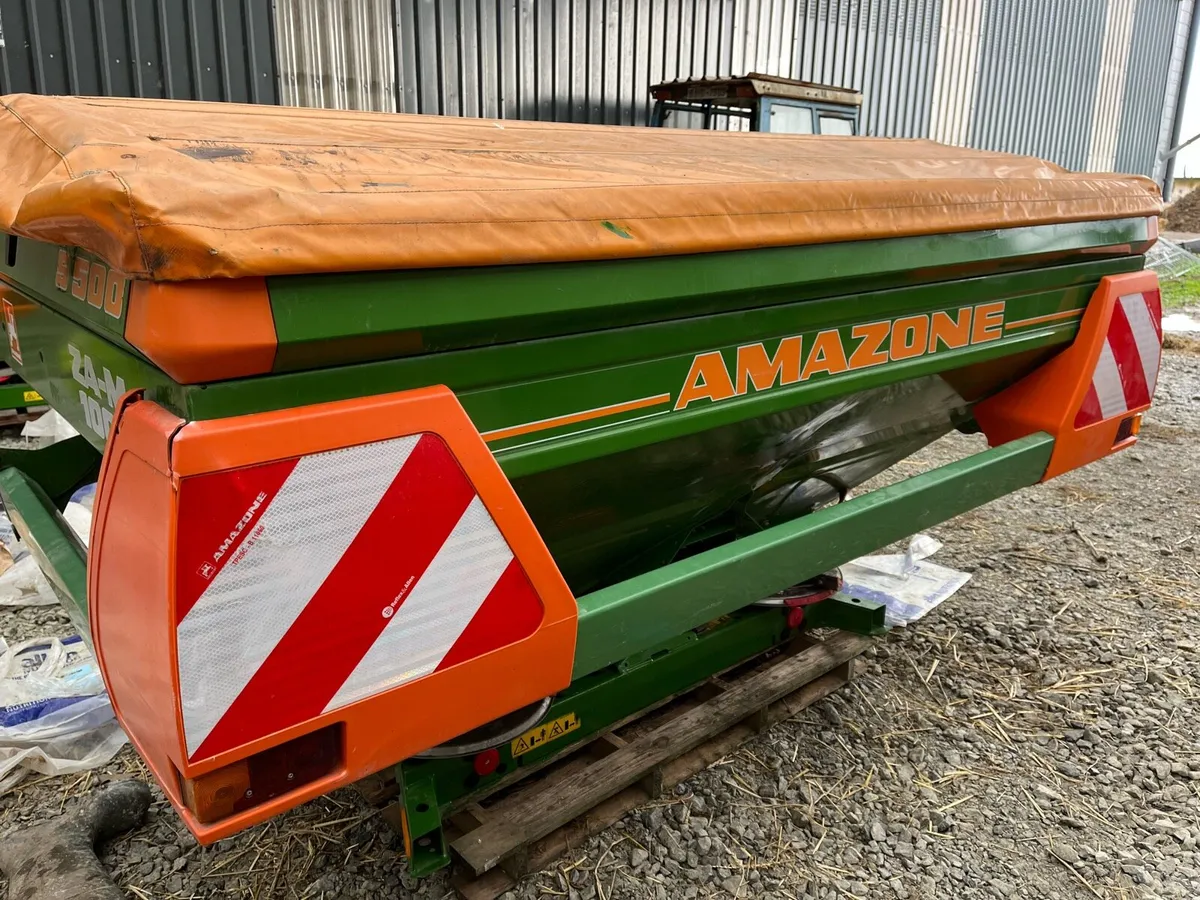 Fertiliser spreader - Image 2