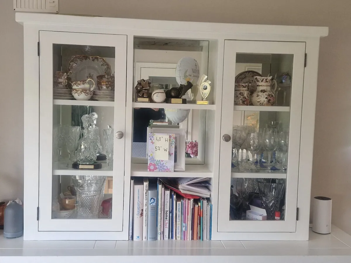 Sideboard/Dresser - Image 1