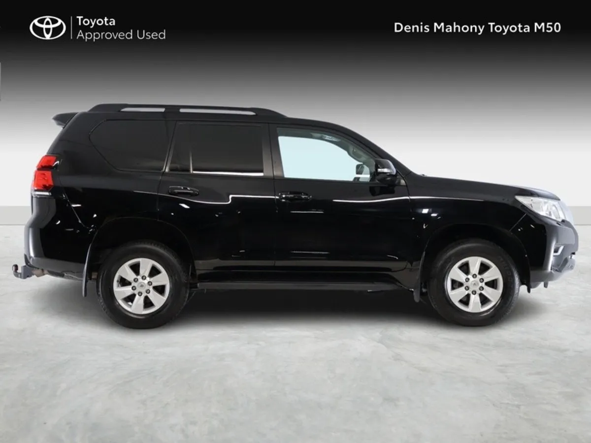 Toyota Land Cruiser LWB Commercial (VAT INCLUDED) - Image 3